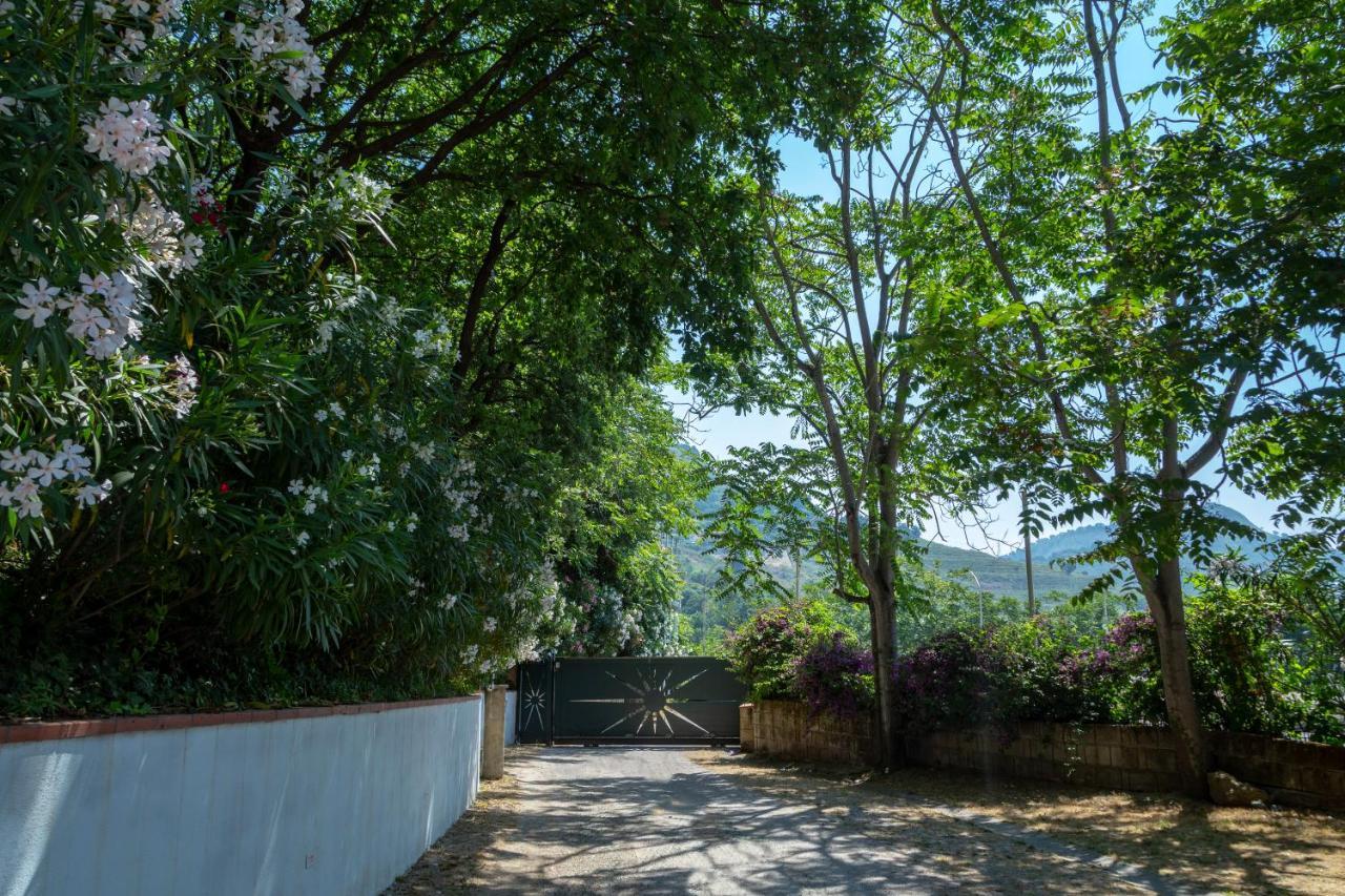 Agave Hotel Pozzuoli Exterior photo