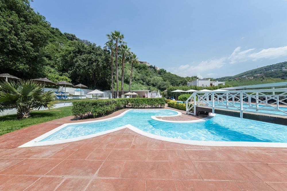Agave Hotel Pozzuoli Exterior photo