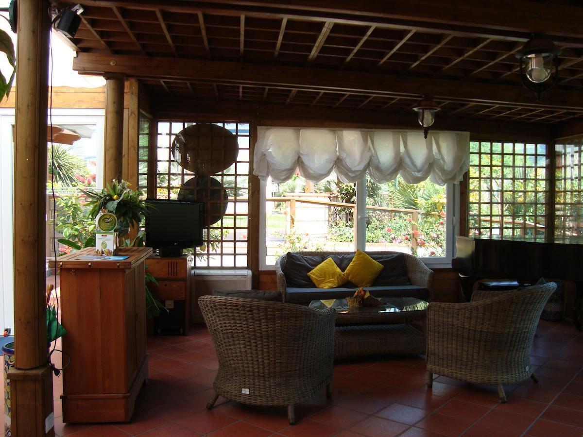 Agave Hotel Pozzuoli Exterior photo